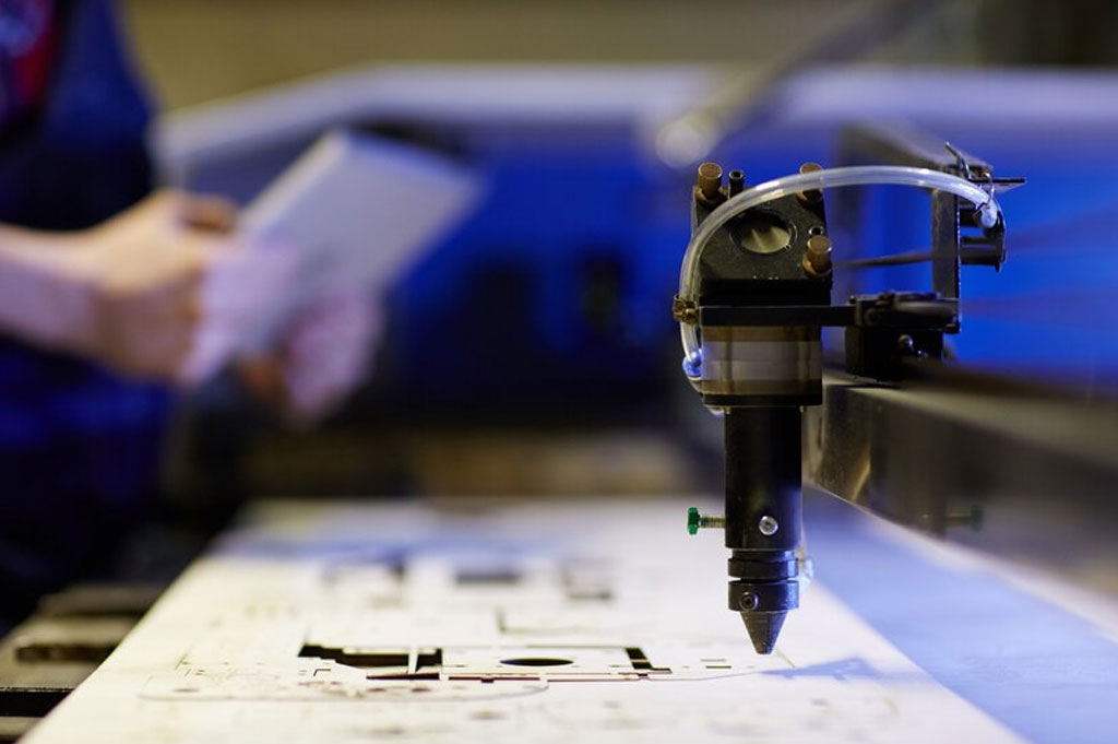 Sakarya Makina Kalıp ve Yedek Parça İmalatı, Lazer Kesim,Akbant Büküm,Hidrolik Pres,Eksantrik Pres,Kaynaklı İmalat